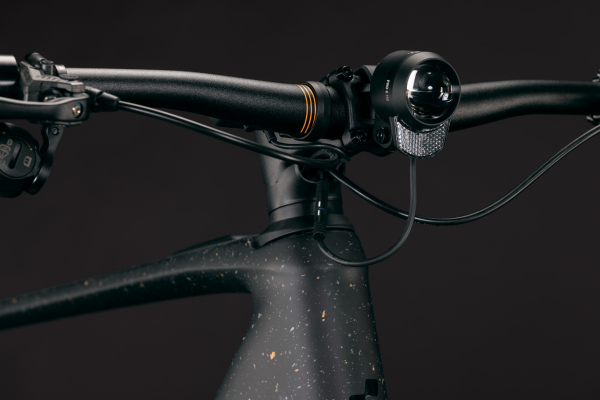 Cube Nulane Hybrid C:62 SLX 400X FE mineralblack´n´orange 28" 2027 Elektromos Gravel Kerékpár - fekete