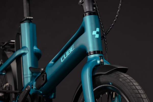 Cube Fold Hybrid Deluxe 540 metallicpetrol´n´sea 20" 2027 Elektromos Light Hardtail MTB Kerékpár - sötétkék
