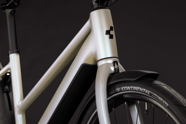 Cube Editor Hybrid ONE 360 FE glintsand´n´black 28" 2027 Elektromos Light Hardtail MTB Trapeze Kerékpár - világosszürke