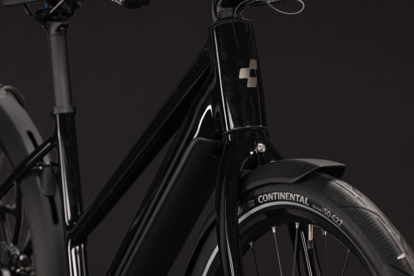 Cube Editor Hybrid Pro 360 FE black´n´irongrey 28" 2027 Elektromos Light Hardtail MTB Trapeze Kerékpár - fekete