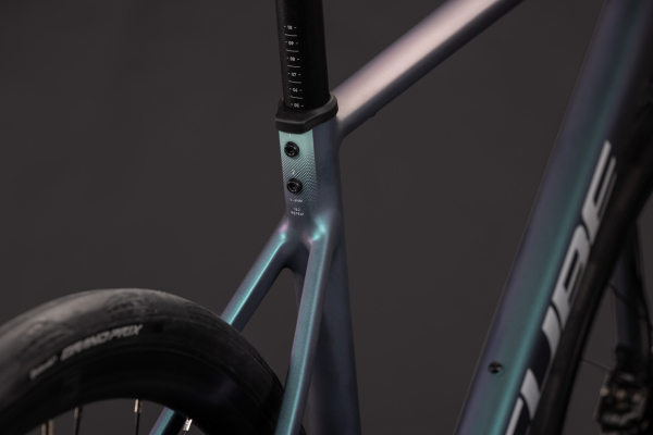 Cube Attain Race smaragdgrey´n´white 28" 2027 Országúti Kerékpár - sötétkék