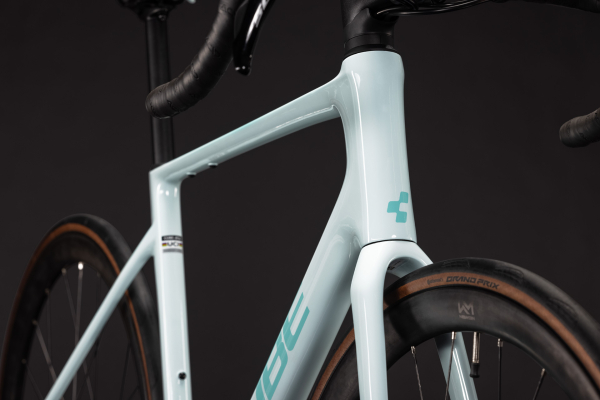 Cube Attain C:62 Race frostymint´n´mint 28" 2027 Országúti Kerékpár - világoszöld