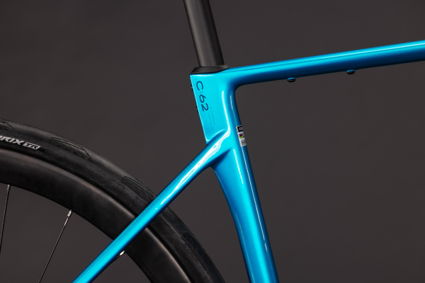 Cube Attain C:62 SLX bali´n´blue 28" 2027 Országúti Kerékpár - kék
