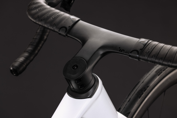 Cube Litening AERO C:68X Pro chalky´n´black 28" 2027 Országúti Kerékpár - fehér