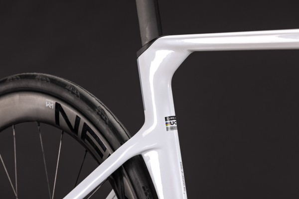 Cube Litening AERO C:68X Pro chalky´n´black 28" 2027 Országúti Kerékpár - fehér