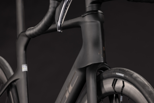 Cube Litening AERO C:68X Race carbon´n´chrome 28" 2027 Országúti Kerékpár - carbon