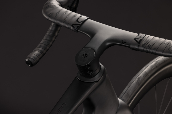 Cube Litening AERO C:68X Race carbon´n´chrome 28" 2027 Országúti Kerékpár - carbon