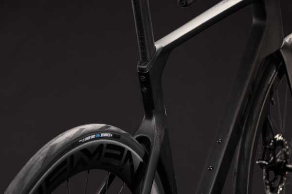 Cube Litening AERO C:68X Race carbon´n´chrome 28" 2027 Országúti Kerékpár - carbon