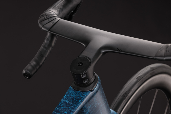 Cube Litening AERO C:68X SLX oceanfibre´n´prizm 28" 2027 Országúti Kerékpár - sötétkék