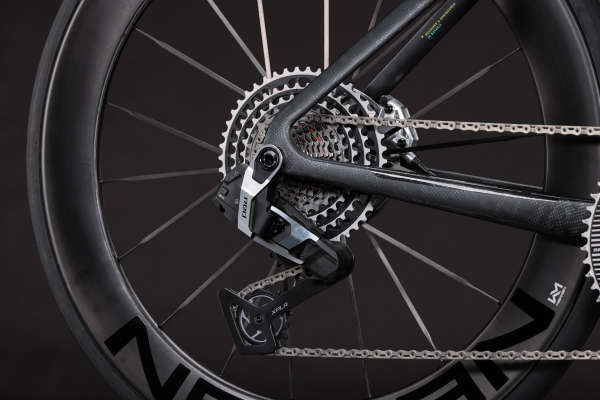 Cube Litening AERO C:68X Orbit digitalcarbon’n’prizm 28" 2027 Országúti Kerékpár - carbon
