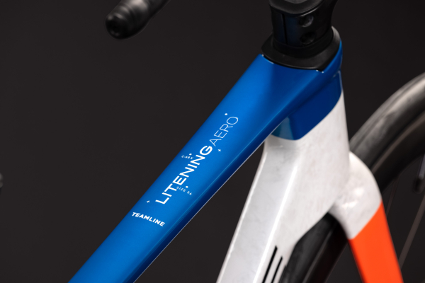 Cube Litening AERO C:68X SLT teamline 28" 2027 Országúti Kerékpár - fehér