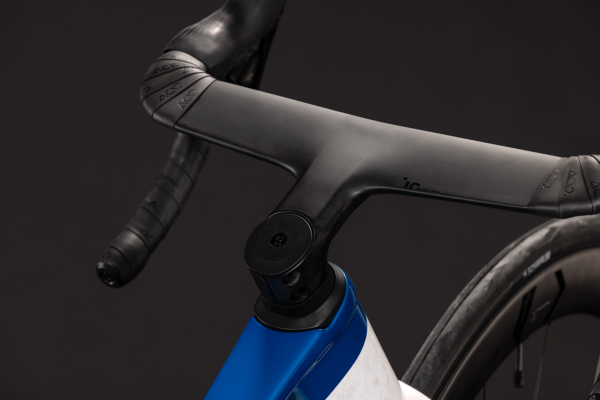 Cube Litening AERO C:68X SLT teamline 28" 2027 Országúti Kerékpár - fehér