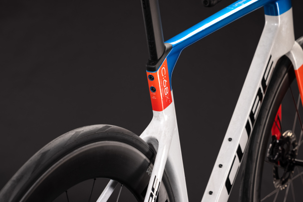 Cube Litening AERO C:68X SLT teamline 28" 2027 Országúti Kerékpár - fehér