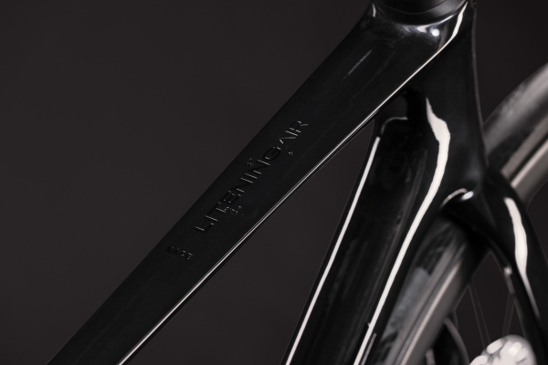 Cube Litening AIR C:68X Race blackpearl´n´black 28" 2027 Országúti Kerékpár - fekete