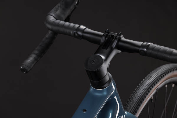 Cube Nuroad Pro taiga´n´blue 28" 2027 Országúti Kerékpár - sötétkék
