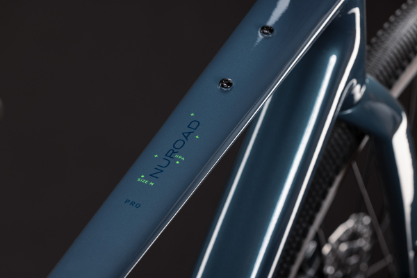 Cube Nuroad Pro taiga´n´blue 28" 2027 Országúti Kerékpár - sötétkék