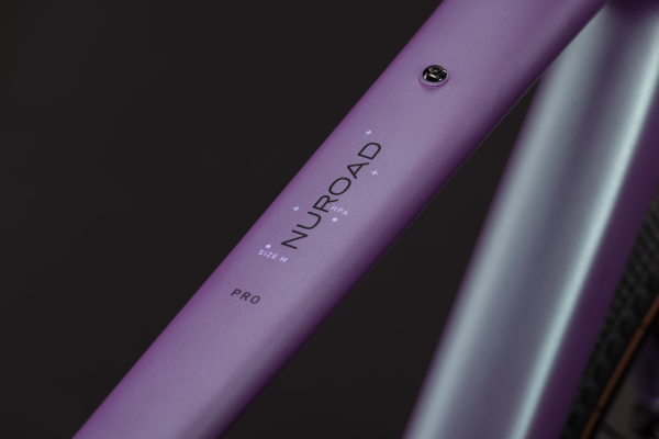 Cube Nuroad Pro mysticpurple´n´black 28" 2027 Országúti Kerékpár - lila