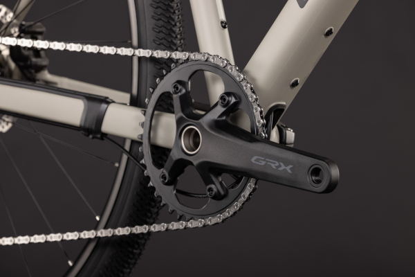 Cube Nuroad EX oatgrey´n´black 28" 2027 Országúti Kerékpár - világosszürke