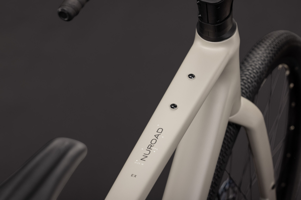 Cube Nuroad EX oatgrey´n´black 28" 2027 Országúti Kerékpár - világosszürke