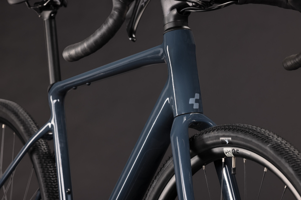 Cube Nuroad Race inkgrey´n´grey 28" 2027 Országúti Kerékpár - sötétkék