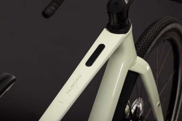 Cube Nuroad C:62 Pro mellowyellow´n´lilac 28" 2027 Országúti Kerékpár - fehér