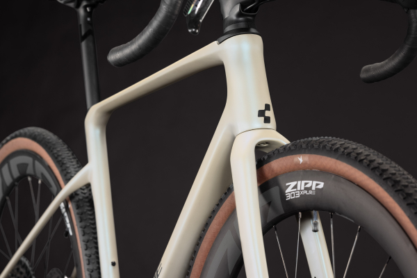 Cube Nuroad C:62 SLX glintsand´n´black 28" 2027 Országúti Kerékpár - világosszürke