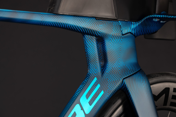 Cube Aerium C:68X SLT liquidbluegrid´n´chrome 28" 2027 Triathlon Kerékpár - sötétkék