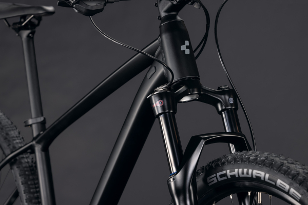 Cube Aim SLT soot´n´black 27,5" 2027 Hardtail Mountain Bike Kerékpár - fekete