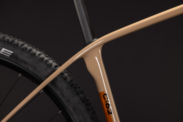 Cube Reaction C:62 ONE cappuccino´n´black 27,5" 2027 Hardtail Mountain Bike Kerékpár - barna