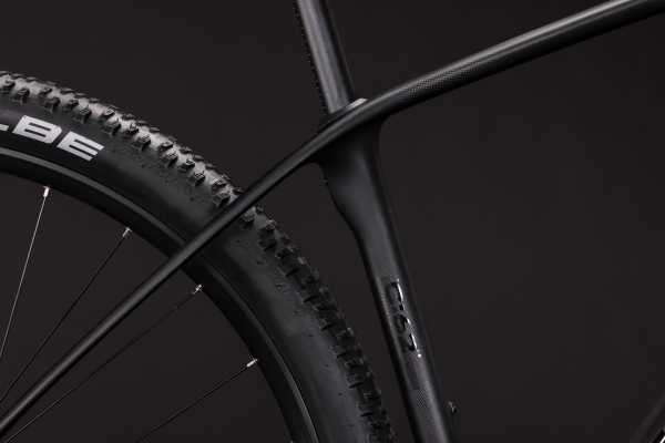 Cube Reaction C:62 Pro blackline 29" 2027 Hardtail Mountain Bike Kerékpár - fekete