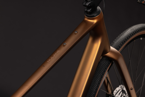 Cube Nulane ONE metalliccaramel´n´brown 28" 2027 Fittness Kerékpár - barna