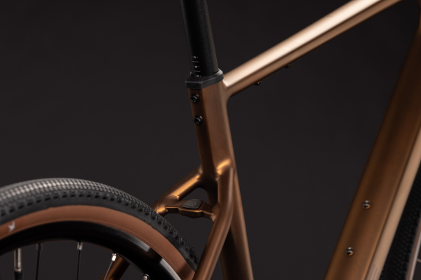 Cube Nulane ONE metalliccaramel´n´brown 28" 2027 Fittness Kerékpár - barna