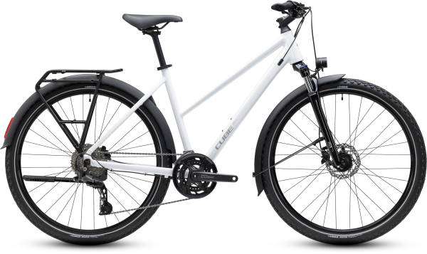 Cube Nature Pro FE metallicwhite´n´reflex 28" 2027 Offroad Cross Trekking Trapeze Kerékpár - fehér