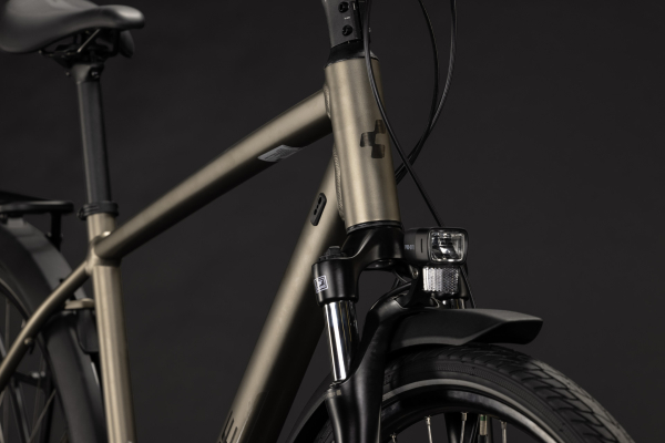 Cube Touring ONE flashstone´n´coalchrome 28" 2027 Onroad Trekking Kerékpár - barna