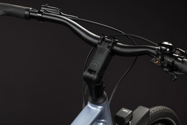 Cube Touring ONE silverblue´n´reflex 28" 2027 Onroad Trekking Kerékpár - ezüst