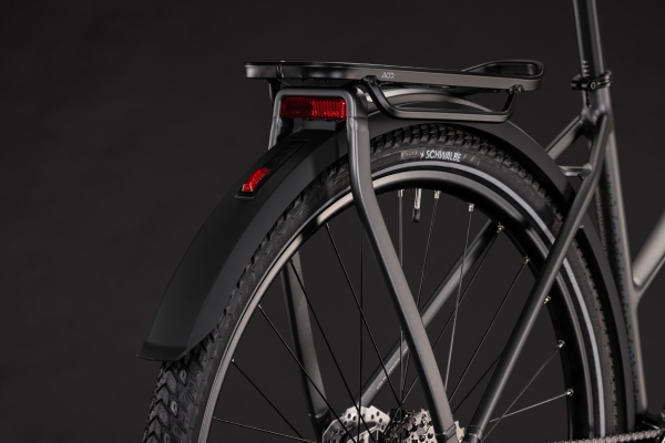 Cube Kathmandu Pro slabgrey´n´chrome 28" 2027 Onroad Trekking Trapeze Kerékpár - szürke