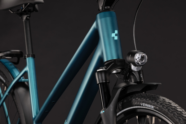 Cube Kathmandu EXC metallicpetrol´n´sea 28" 2027 Onroad Trekking Trapeze Kerékpár - sötétkék