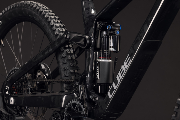 Cube FRITZZ C:62 Super TM graphiteglitch´n´grey 29/27,5 coll Fully Mountain Bike Kerékpár - fekete