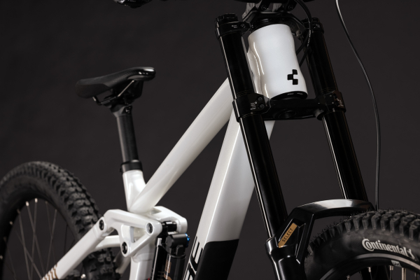 Cube TWO15 Race powdergold´n´black 29/27,5 coll Fully Mountain Bike Kerékpár - fehér