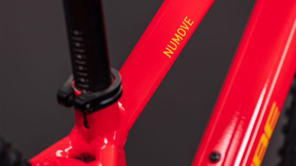 Cube Numove 240 Disc redrose´n´peach 24" 2027 Gyerek Kerékpár - piros